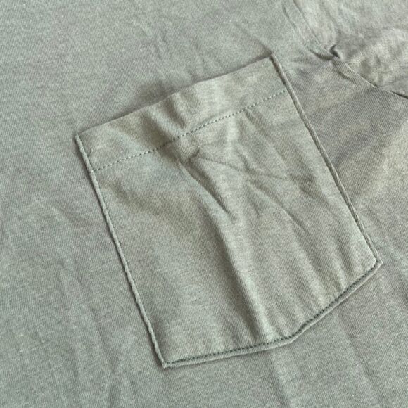 VTG NOS 80s Fruit of the Loom Olive Green T-Shirt - Picture 4 of 4